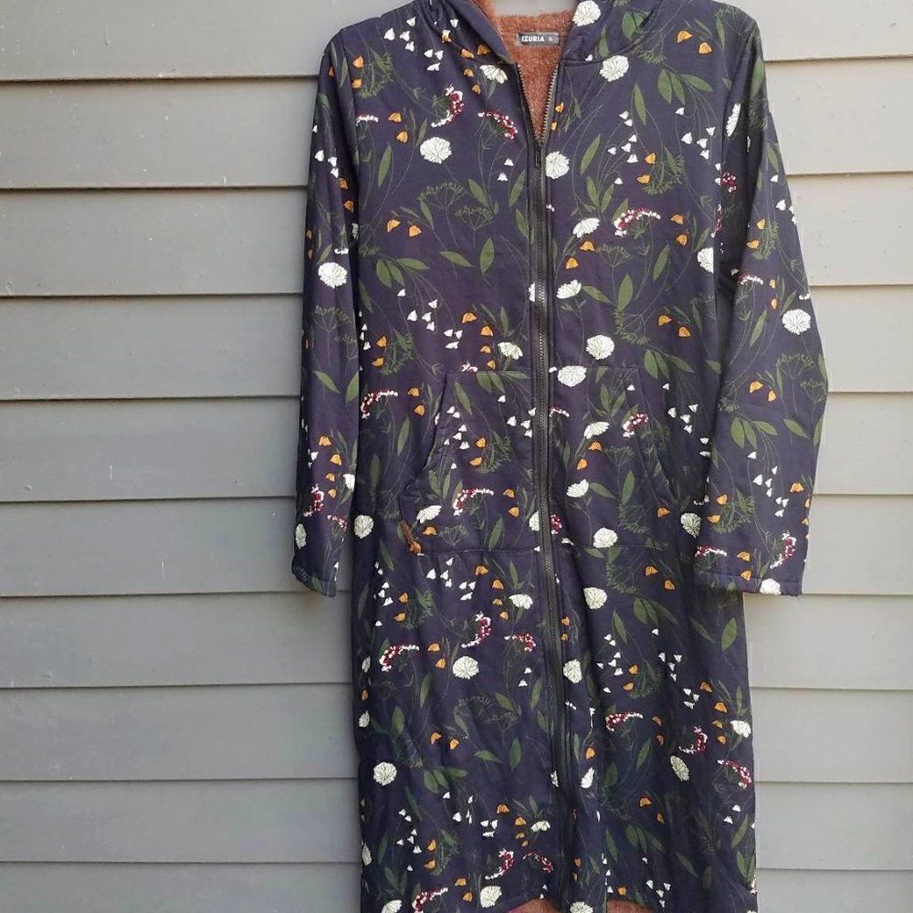Izuria Black Floral Maxi Coat with Fuzzy Lining size XL
